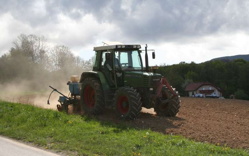 traktor.jpg