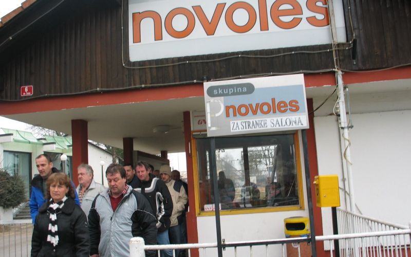 novoles0012.jpg