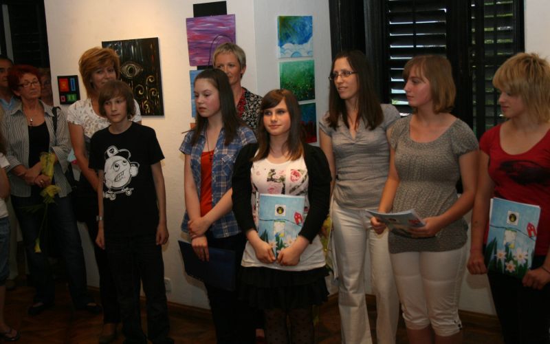 avtorji_literarnih_pispevkov.jpg