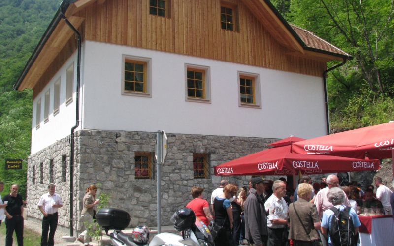 domacija_lobic_hisa.jpg
