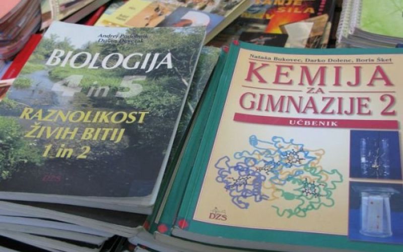ucbeniki_mm_1.jpg