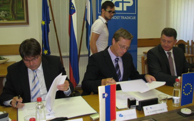 za_kanalizacijo_koc_.jpg