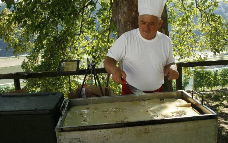 grajska_unikatna_trznica_v_sevnici001.jpg