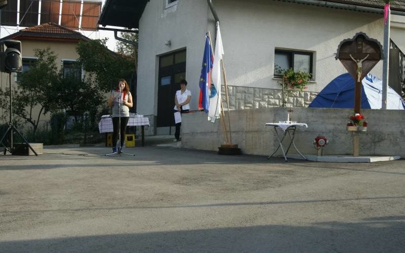 kaplja_vas_prisla_do_novega_asfalta001.jpg