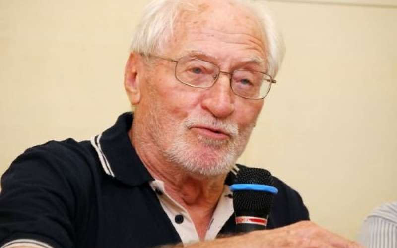 pavcek_bb.jpg