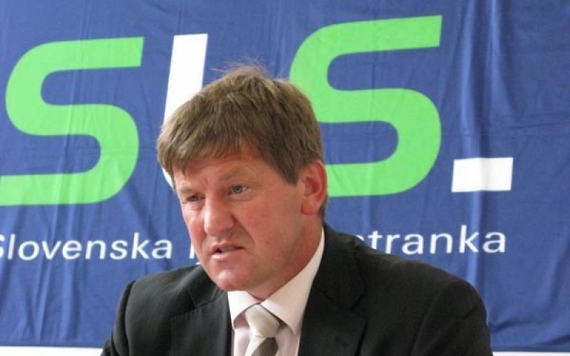 bogovic_sls.jpg