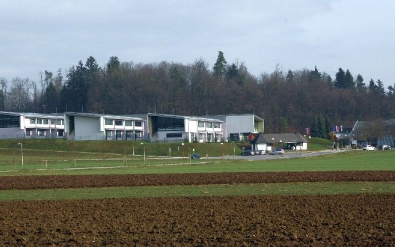 sti02.jpg