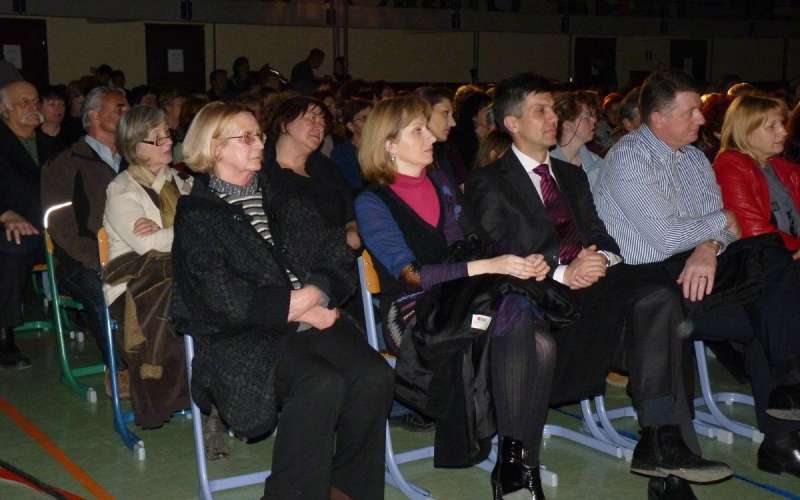 p1100483_1_1.jpg