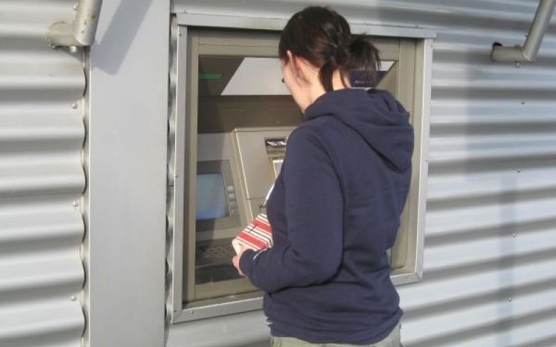 bankomat_dvig.jpg