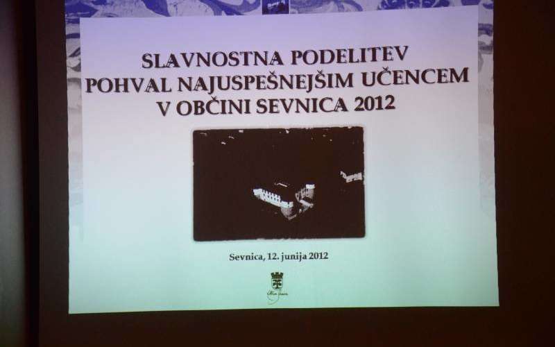36_pohval_najuspesnejsim_ucencem_v_sevni__ki_obcini002.jpg