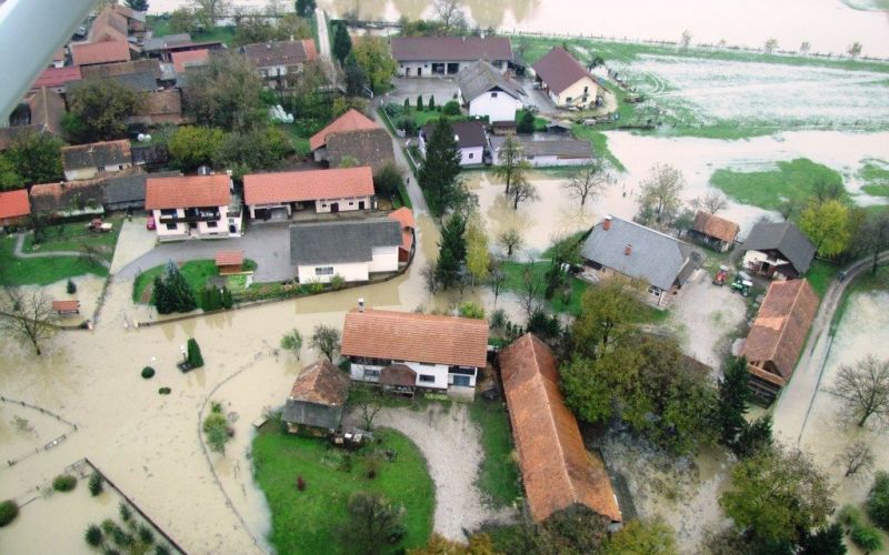 poplave_november_2012_lo_e_1.jpg