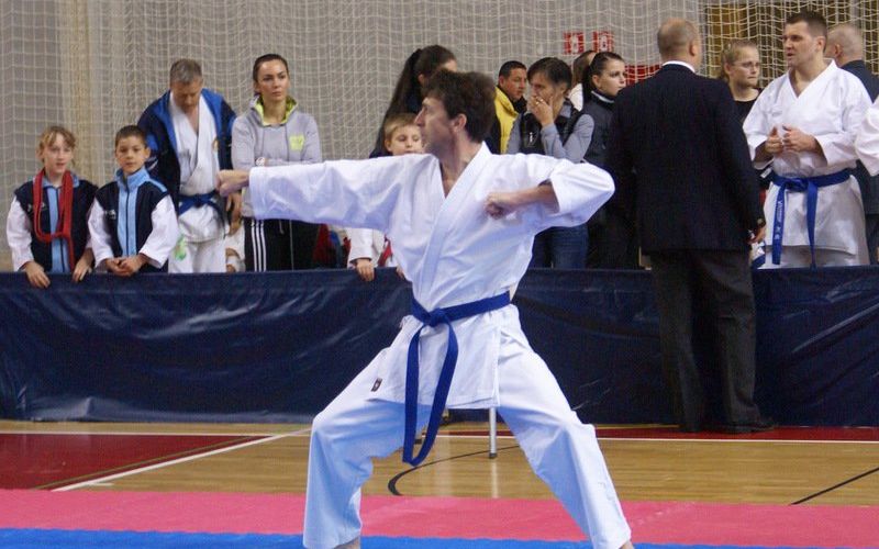 s_karate.jpg