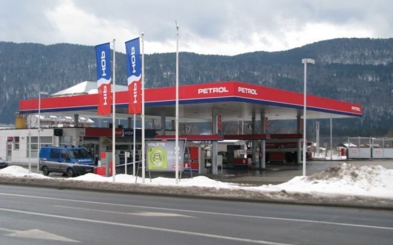 m_umorjen_na_bencinski_crpalki.jpg