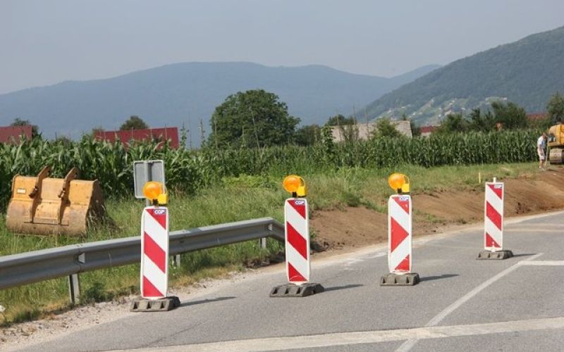 zapora_ceste.jpg