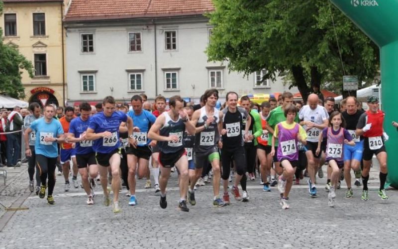 novomeski_tek.jpg