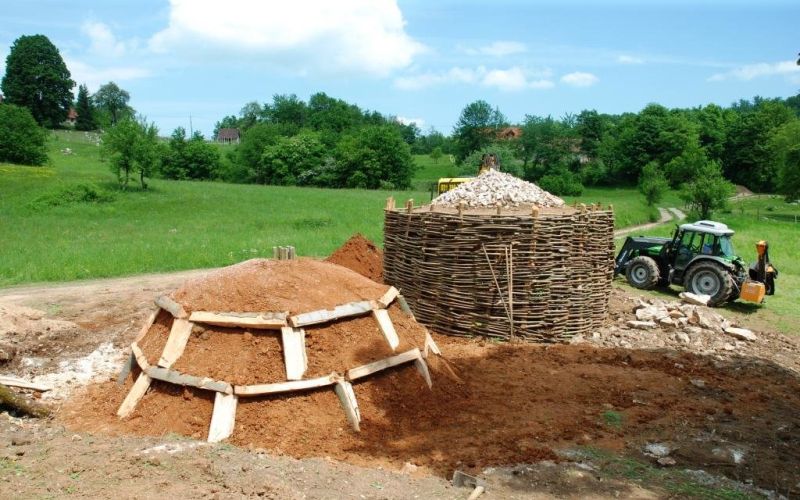 apnenica_in_vuglenka.jpg