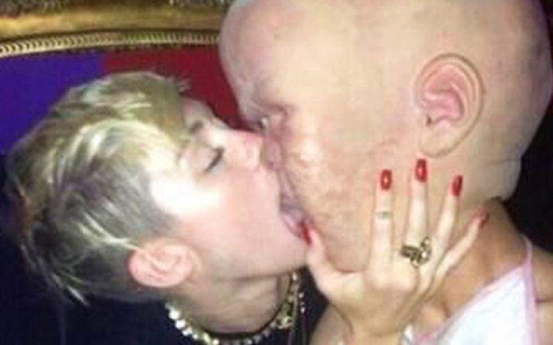 Miley.jpg