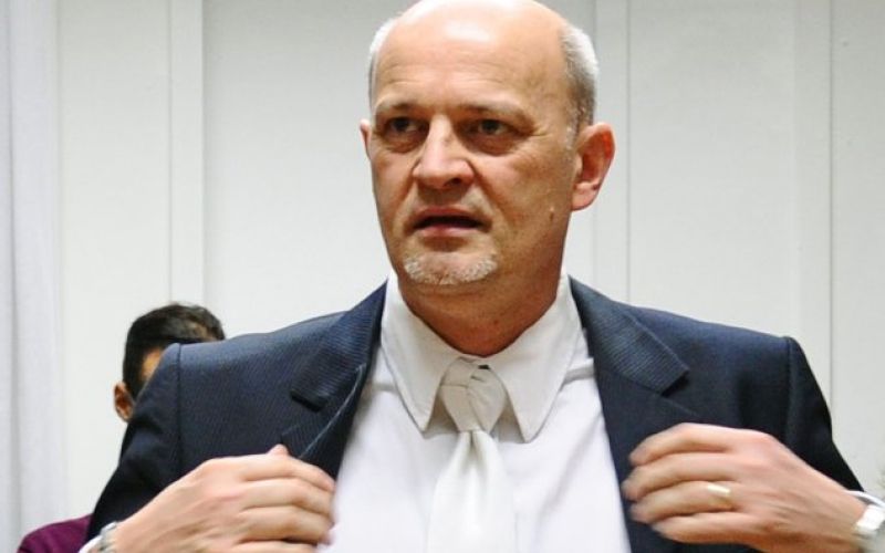 sodnik škoberne