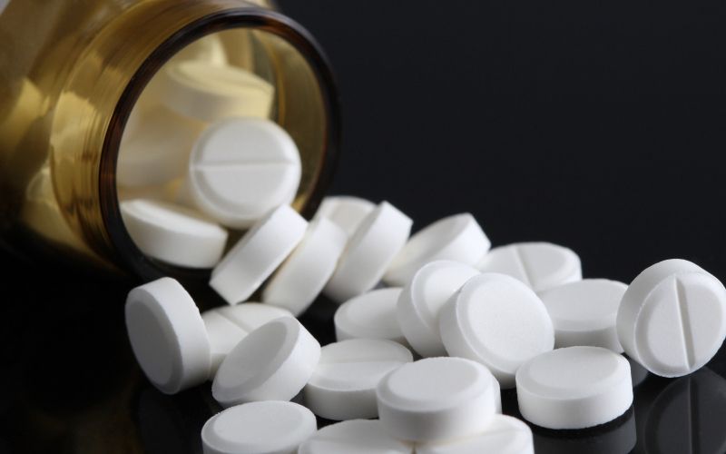 o-PAINKILLERS-facebook.jpg