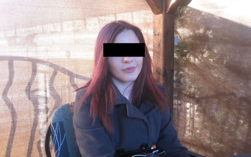 19-letno dekle v primezu bolgarskih Romov - 2.JPG