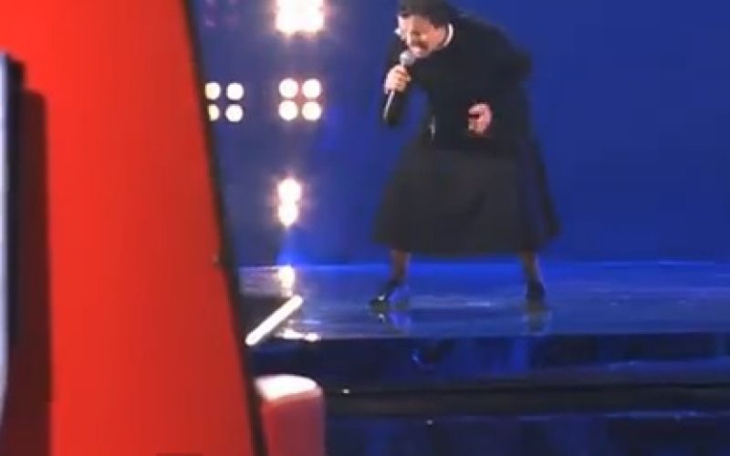 nuna Cristina poje na The Voice