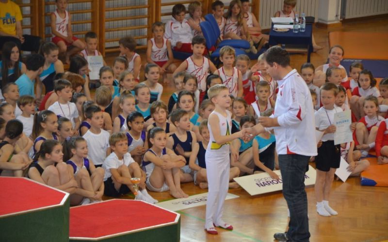 u_5__mesto_lev___pes___mesto_ren__e_2014.jpg