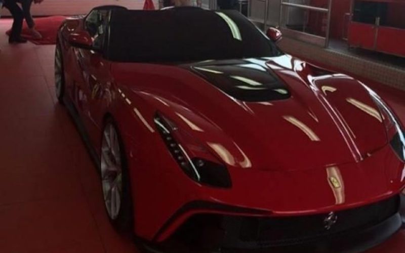 ferrari F12 TRS