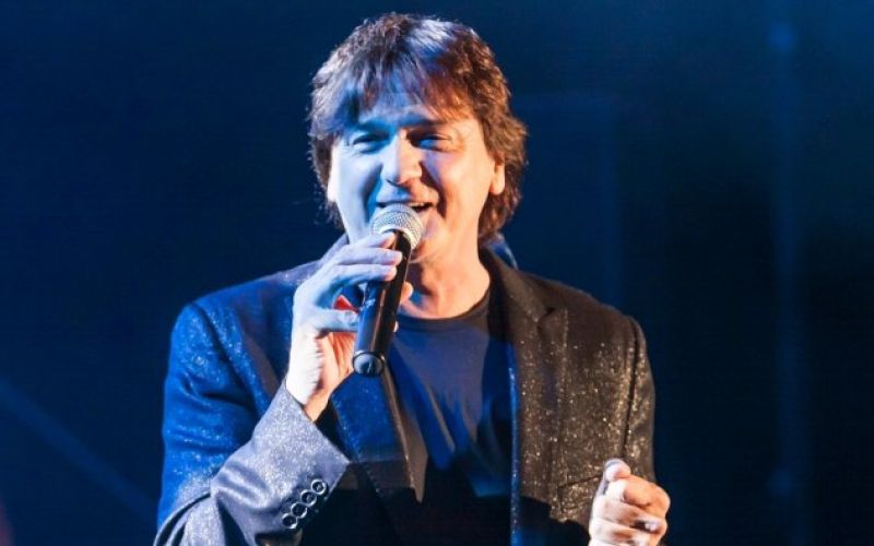 Zdravko Čolić