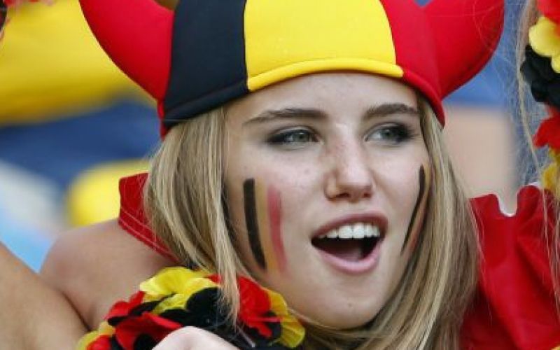 belgijska navijačica Axelle Despiegelae.jpg