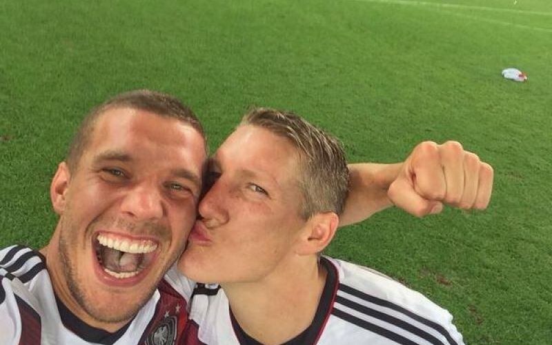 podolski schweinsteiger.jpg