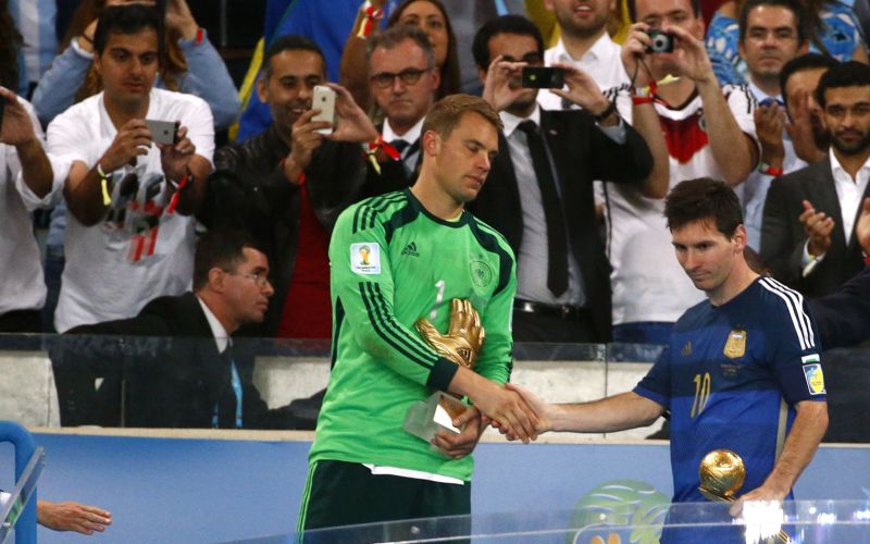 neuer messi.jpg