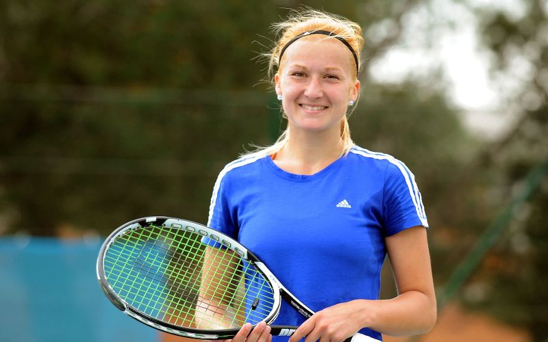 dalila jakupovic ap.jpg