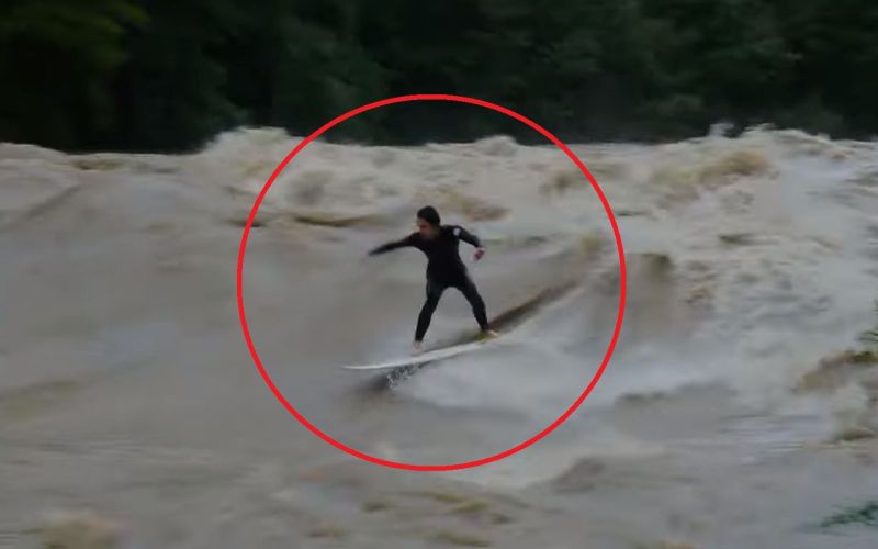 Surfanje, poplave.jpg
