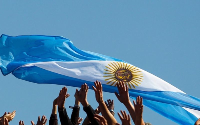 Argentina Grab.jpg