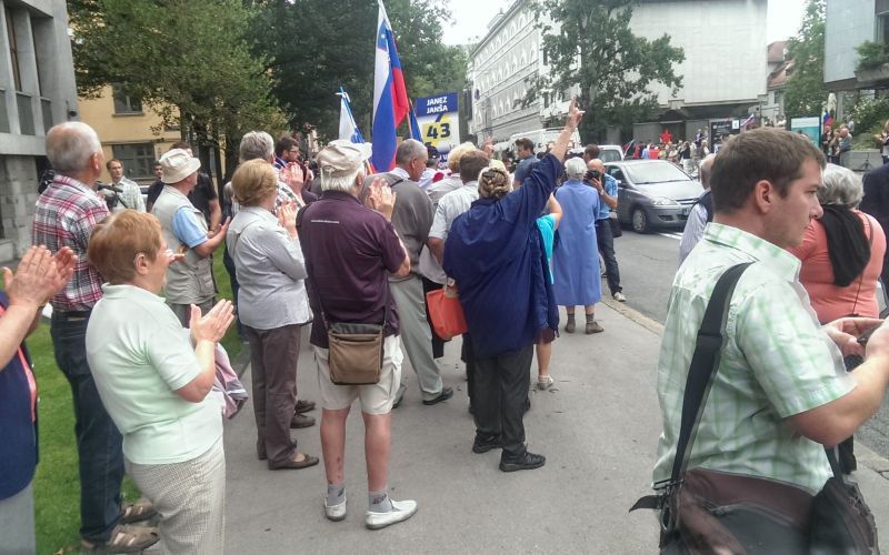 Janša shod 3.jpg