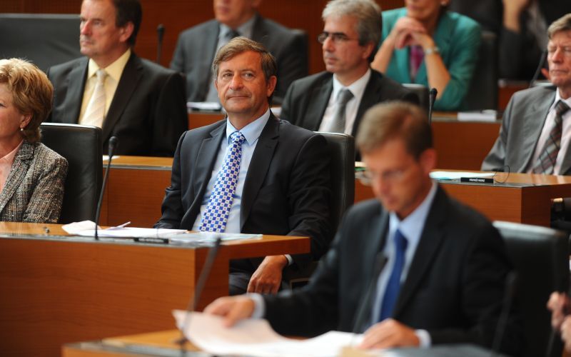 Erjavec, Cerar.jpg