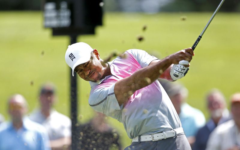 tiger woods re.jpg