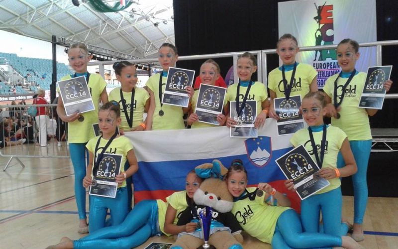 CHEERLEADING1 psno.jpg