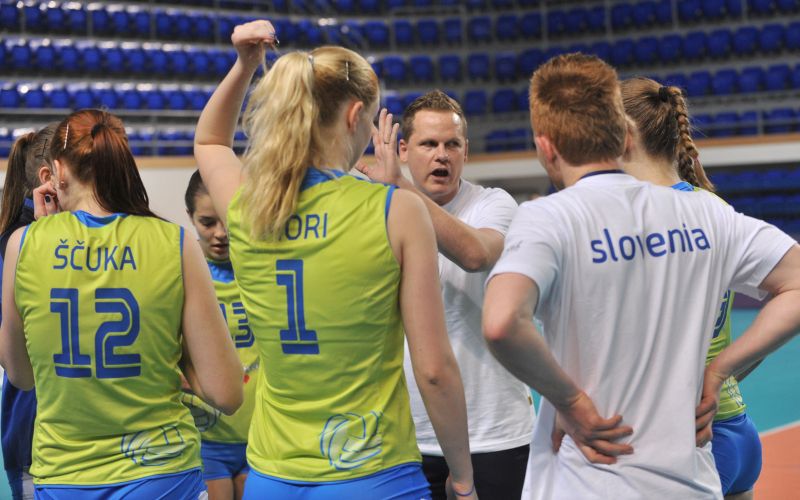 slovenija mladinke.jpg