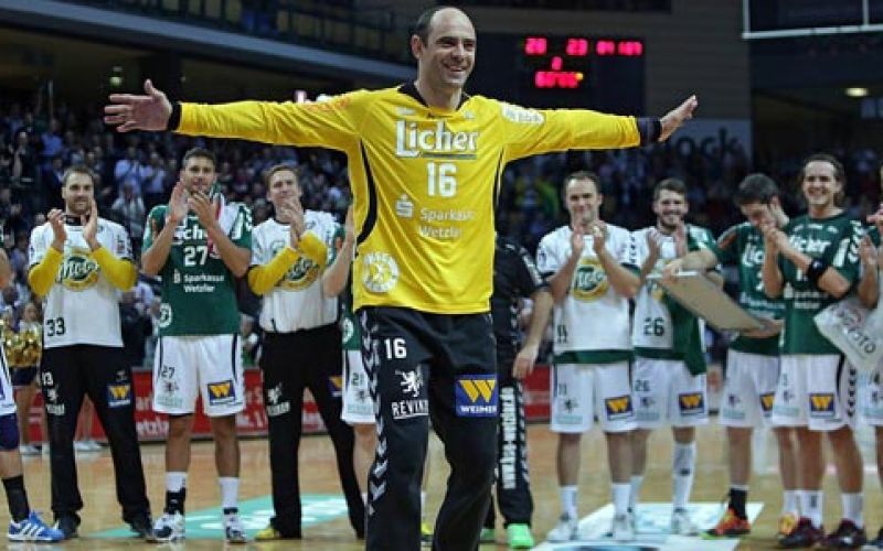 javier homrados.jpg