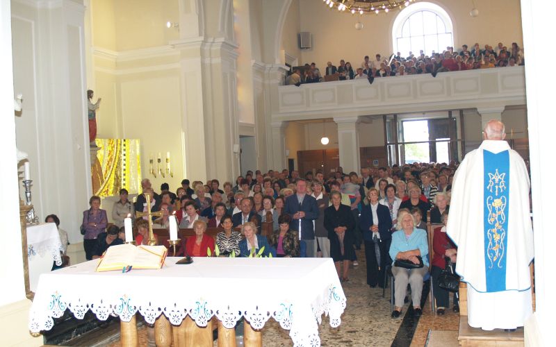 px013920_000.jpg