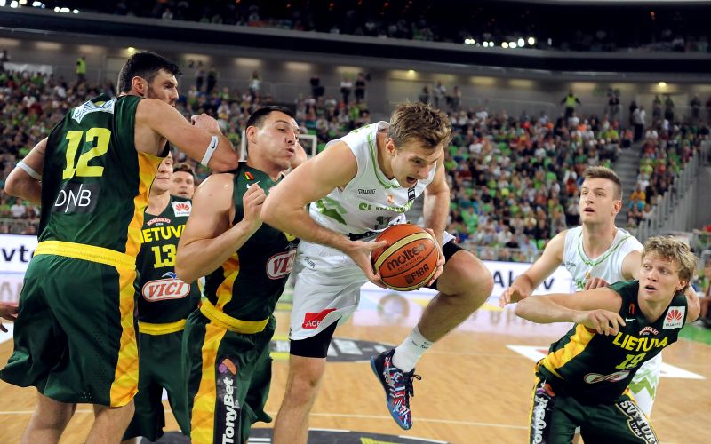 712-28-dragic zoran ap.JPG