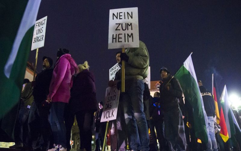 desnica, protest, azil.jpg