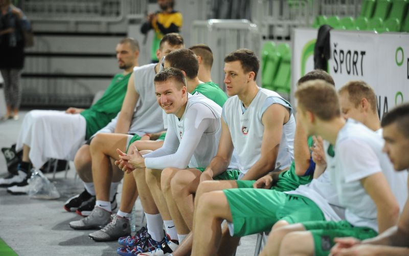 730-32-olimpija ap.JPG