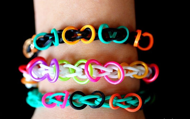 super-8-rainbow-loom-gh-1024x682.jpg