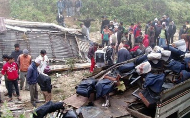 nepal avtobus nesreca.jpg