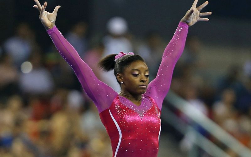 simone biles re.jpg