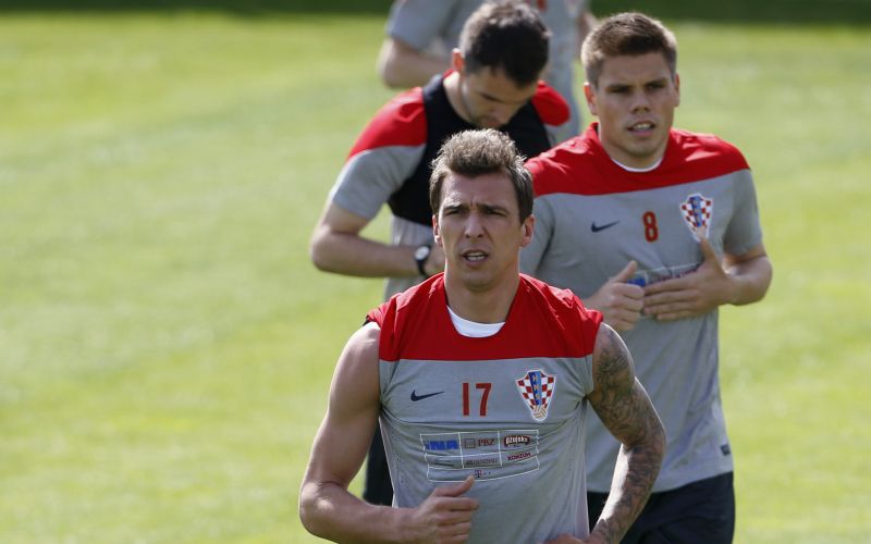 hrvaska mandzukic re.jpg