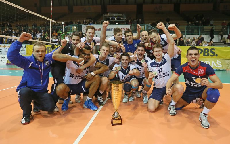 salonit pokal.jpg