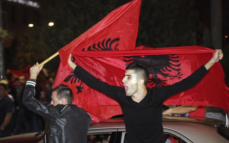 tirana, slavje.jpg